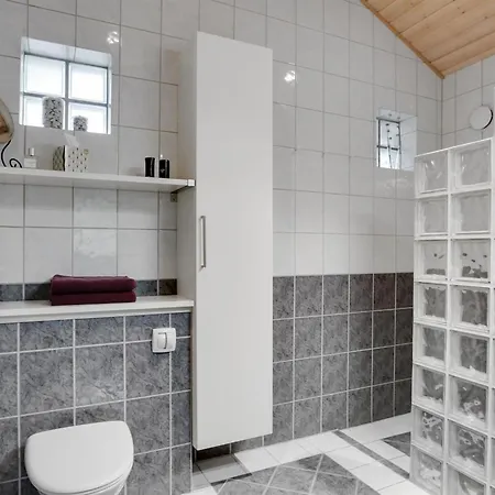 Danijela - 1-2km From The Sea By Interhome Nyaraló Hals