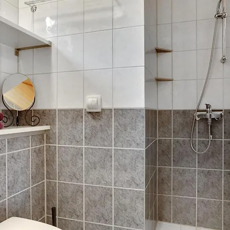 Nyaraló Danijela - 1-2km From The Sea By Interhome
